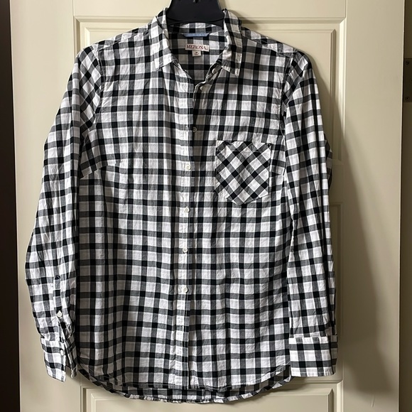 Merona Tops - Merona medium black & white Buffalo plaid women’s button down